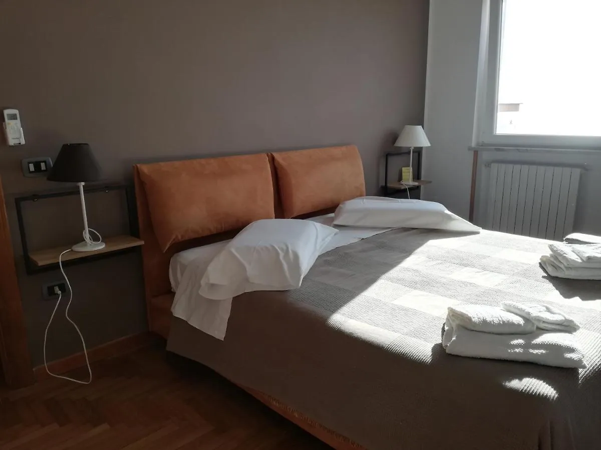 ** Bed & Breakfast Le Terrazze A Mergellina Napoli Italien